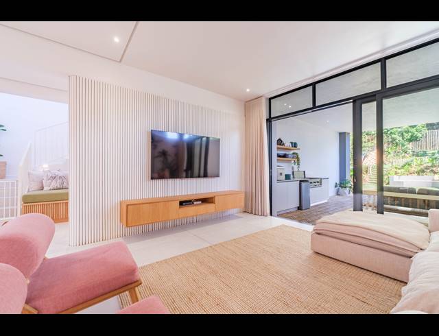 3 BEDROOM SECTIONAL TITLE FOR SALE IN SALT ROCK